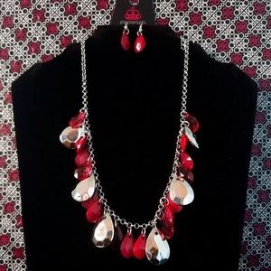 Necklace and earrings set